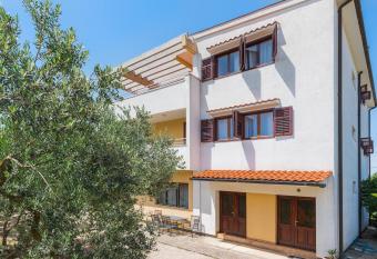 Apartment Promona Drni   has Balcony rooms