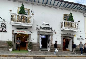Hotel Plateros allows 18 year olds to book a room