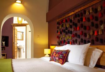 Casa de La Chola allows 18 year olds to book a room