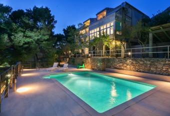 Villa Amari has Balcony rooms