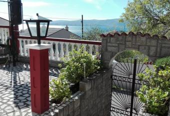 Apartment Dunja has Balcony rooms