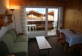 Combyre COMFORTABLE & CENTER apartements has Balcony rooms