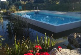 Monte das Mariolas allows 18 year olds to book a room