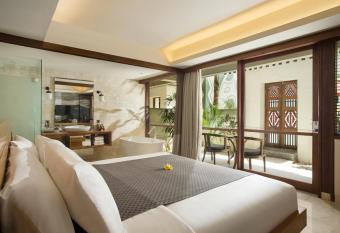 Amnaya Resort Kuta has Balcony rooms