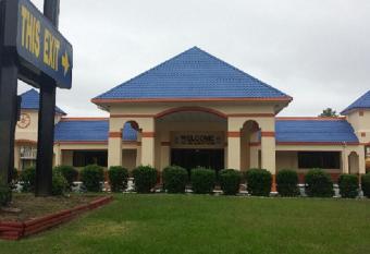 OYO Hotel Greensboro East I 40 has Smoking rooms