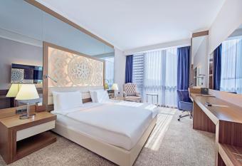Grand Mercure Ankara allows 18 year olds to book a room