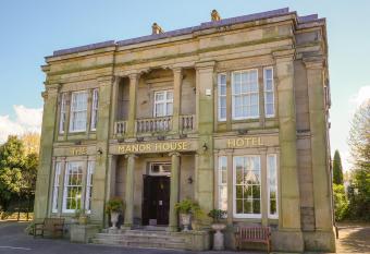 Manor House Hotel, Cockermouth allows 18 year olds to book a room