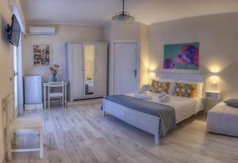 Terra di Sole has Balcony rooms