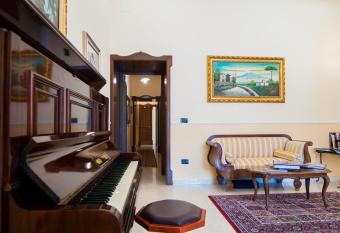 B&B Teatro NOTO has Balcony rooms