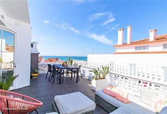 Nesha Ericeira Flats has Balcony rooms
