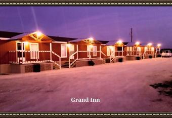 Grand Inn has Balcony rooms