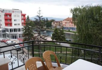 Jovanoski Apartments has Balcony rooms
