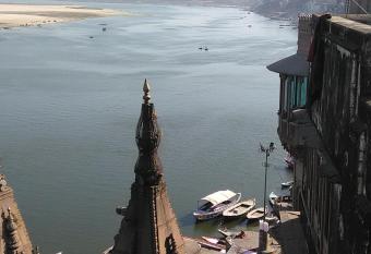 Bhadra Kali Guest House has Balcony rooms