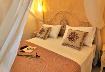 A locanda tu marchese has Balcony rooms