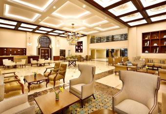 Hilton Alexandria King s Ranch Hotel has Balcony rooms