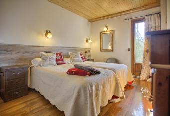 San Marsial Benasque Apart Hotel has Balcony rooms