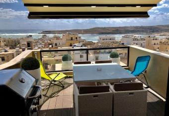 Marsascala Luxury Apartment & Penthouse has Balcony rooms