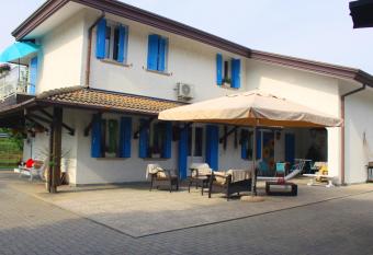 Villa Roma Holidays allows 18 year olds to book a room