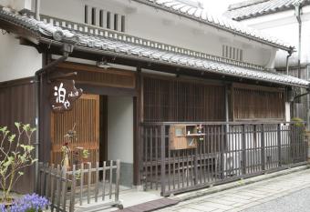 Female-Only Guesthouse Tomari-ya allows 18 year olds to book a room