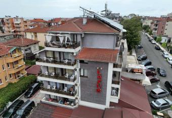 Hotel Lazur has Balcony rooms