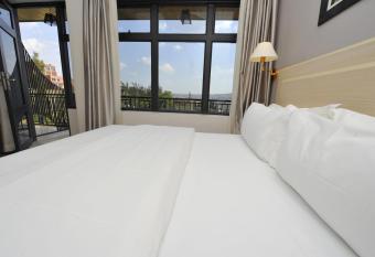 Gloria Hotel has Balcony rooms