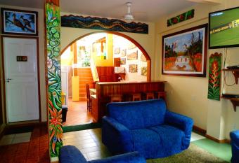 Hostel Manaus allows 18 year olds to book a room