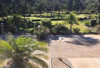 The Retreat at Wisemans has rooms with a private hot tub