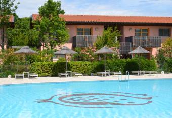 Green Village Eco Resort has Balcony rooms