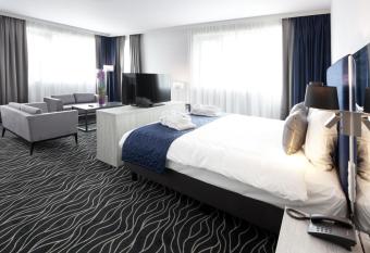 Van der Valk Hotel Mons Congres allows 18 year olds to book a room
