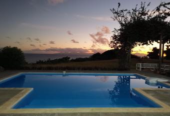 Villa Maria Landa has Balcony rooms