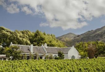 Grande Provence has Balcony rooms