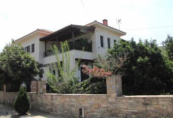 Rafaela House allows 18 year olds to book a room