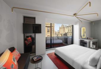 W Amsterdam has rooms with a private hot tub