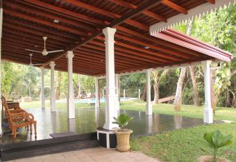 Sethra Villa Bentota has Balcony rooms
