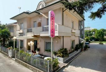 Hotel Morena Riccione Centrale has Balcony rooms
