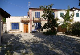 L antico casale di Wendy has Balcony rooms