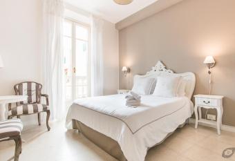 B&B La Sosta degli Artisti has Balcony rooms