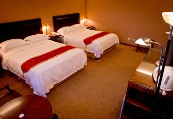 Resort One Hotel allows 18 year olds to book a room