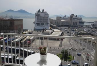 Skyhouse Beverello has Balcony rooms