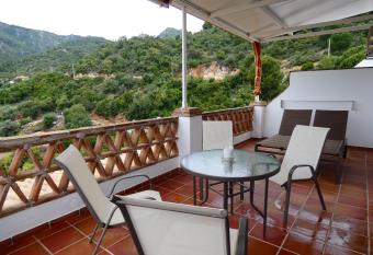 Alojamientos Monteverde has Balcony rooms