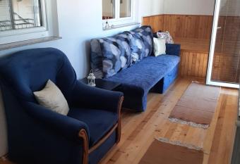 Apartment Nadi has Balcony rooms