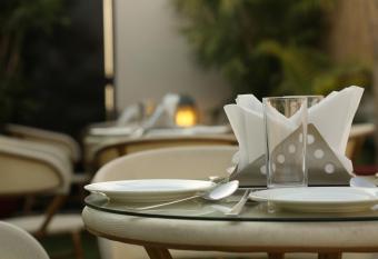 WoodApple Residency has rooms with a private hot tub