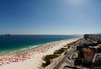 Royalty Barra Hotel has Balcony rooms