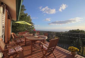 Magma Guest House has Balcony rooms