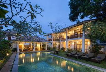 Bilin Tree House has Smoking/Balcony rooms