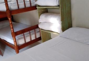 Bosque dos Esquilos allows 18 year olds to book a room