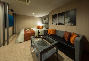 Hotel In The Green (Adult Only) allows 18 year olds to book a room