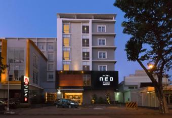 Hotel NEO Cirebon by ASTON allows 18 year olds to book a room