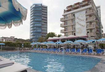 Hotel Elpiro has Balcony rooms