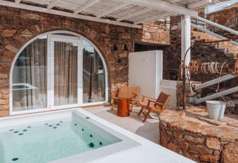 Senses Luxury Suites & Villas allows 18 year olds to book a room